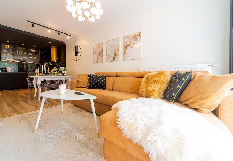 Apartment Trevilles - Golden Eye
